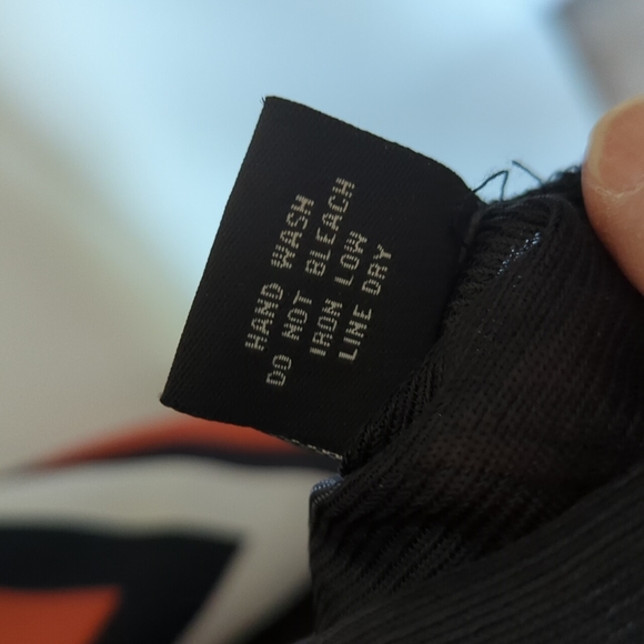 Woman's dress, multi colored. Size Large - Picture 4 of 5